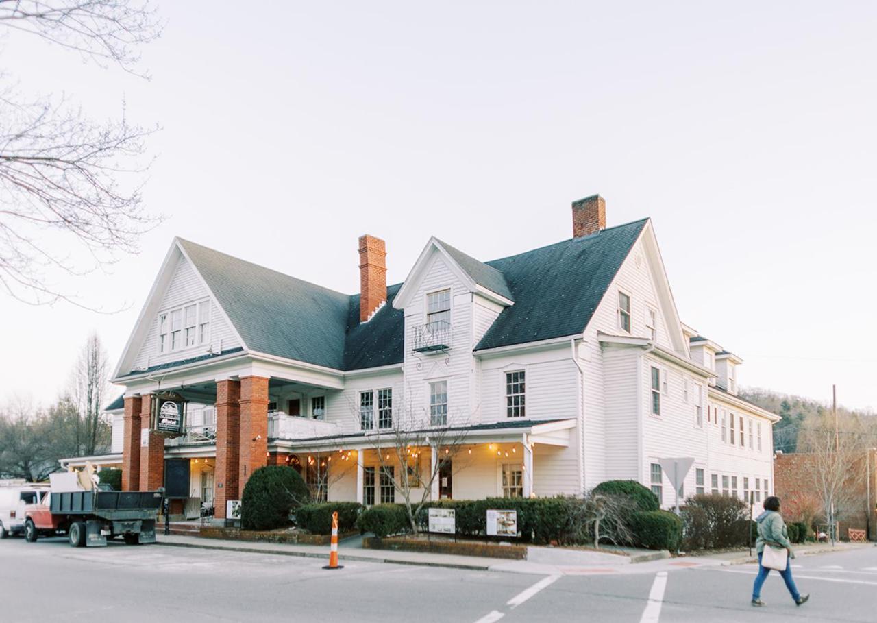 The Nuwray Hotel & Carriage House Burnsville Dış mekan fotoğraf