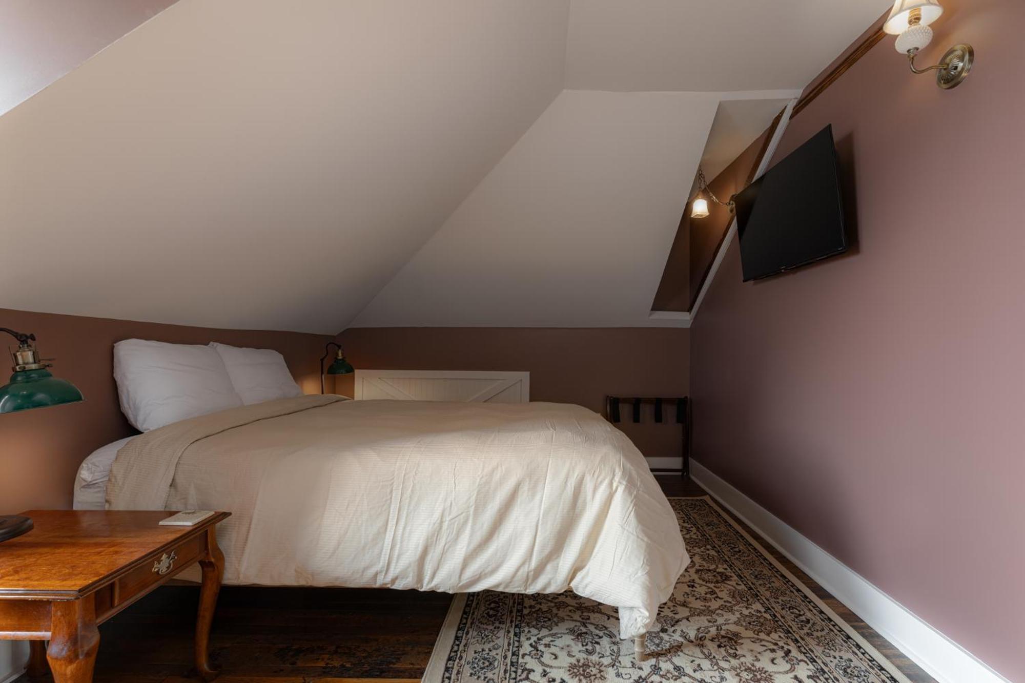 The Nuwray Hotel & Carriage House Burnsville Dış mekan fotoğraf