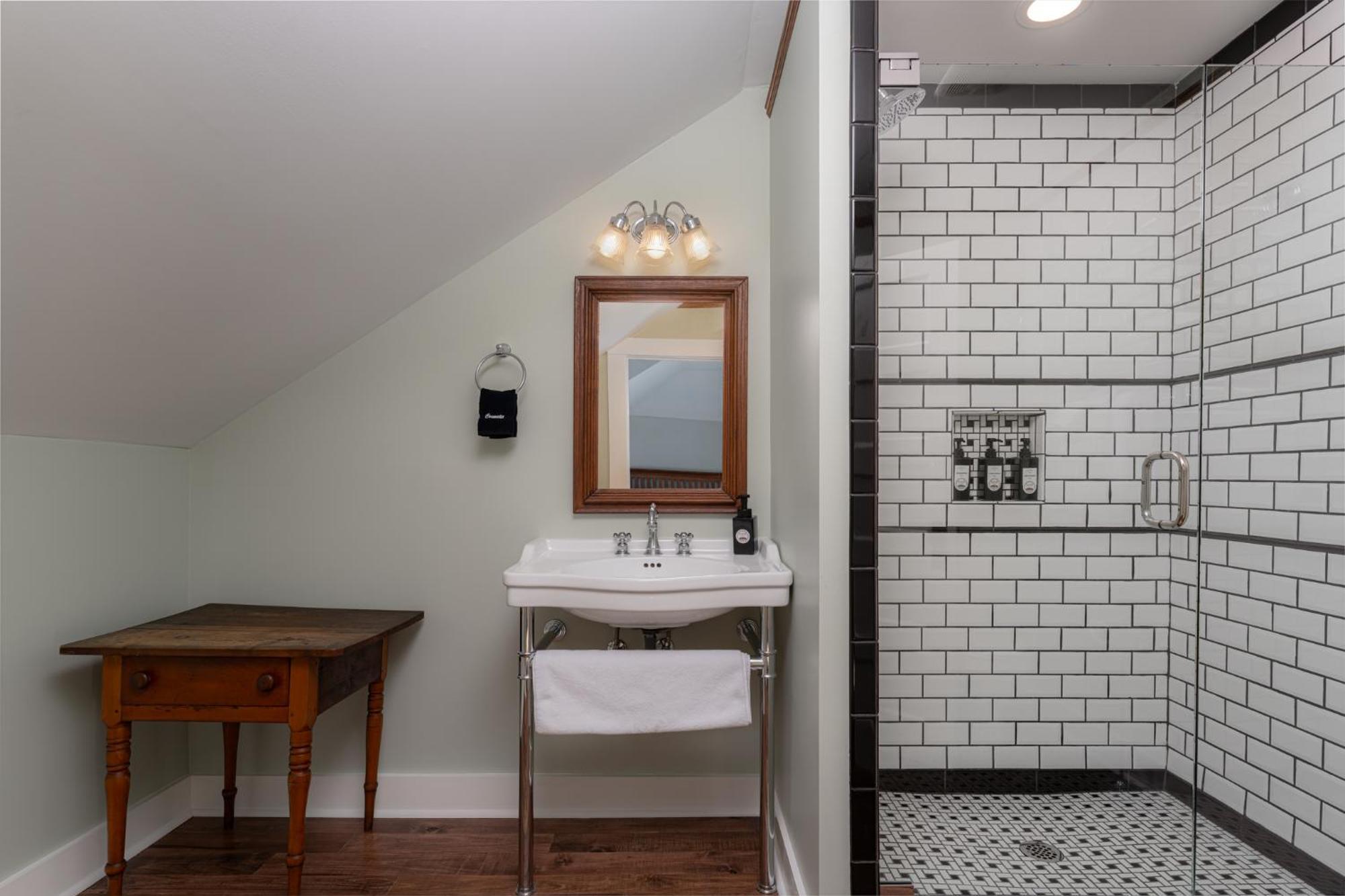 The Nuwray Hotel & Carriage House Burnsville Dış mekan fotoğraf