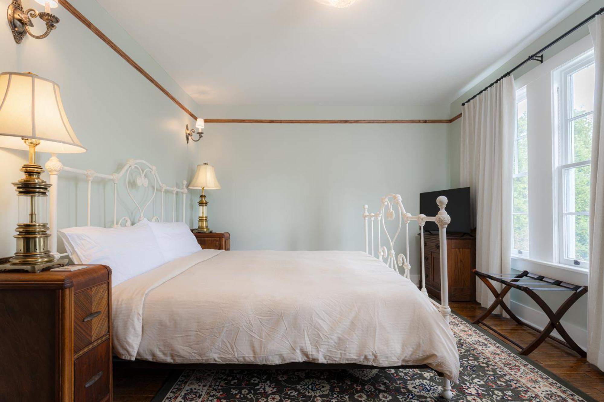 The Nuwray Hotel & Carriage House Burnsville Dış mekan fotoğraf