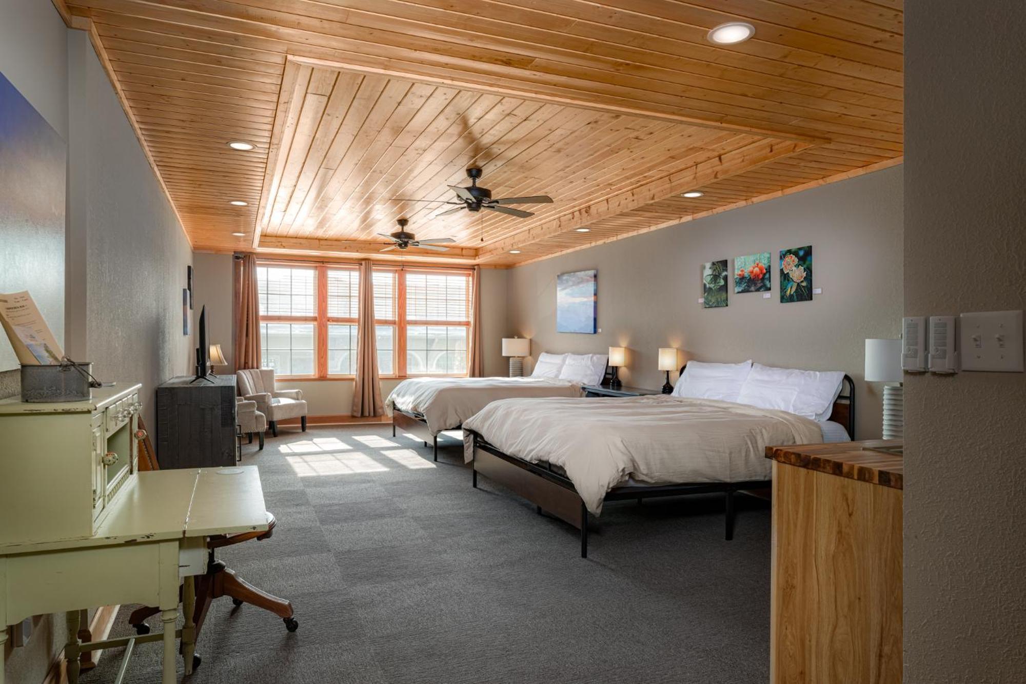 The Nuwray Hotel & Carriage House Burnsville Dış mekan fotoğraf